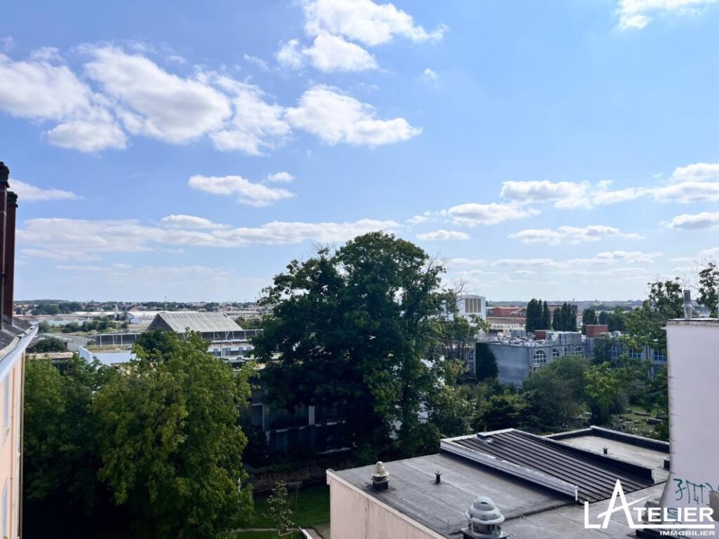 Investisseur – Dernier étage grand T3 Chantenay Ste Anne – 3 pièces – 2 chambres – 60 m²