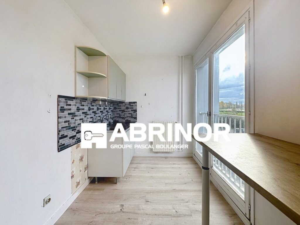 F1 Bis 35 M² – Vue Dégagé – Parking Couvert – Quartier Saint-Jacques Saint-Roch – 1 pièce – NR chambres – 35 m²