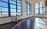 Loft de 80 m2 au dernier étage avec CH + terrasse + parking – 3 pièces – 2 chambres – 79 m²