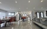 3%COM Magnifique villa de 160m2 avec piscine (2021) – 5 pièces – 3 chambres – 160 m²