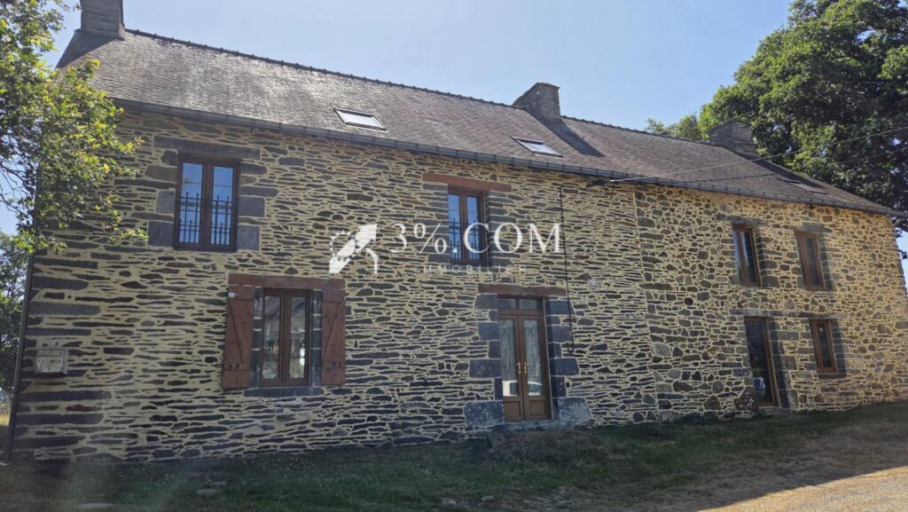Longère de caractère au calme – 4 pièces – 3 chambres – 115 m²