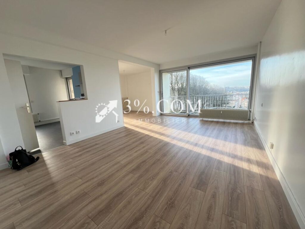 APPARTEMENT DE STANDING A 2 PAS DES REMPARTS – 5 pièces – 2 chambres – 92 m²