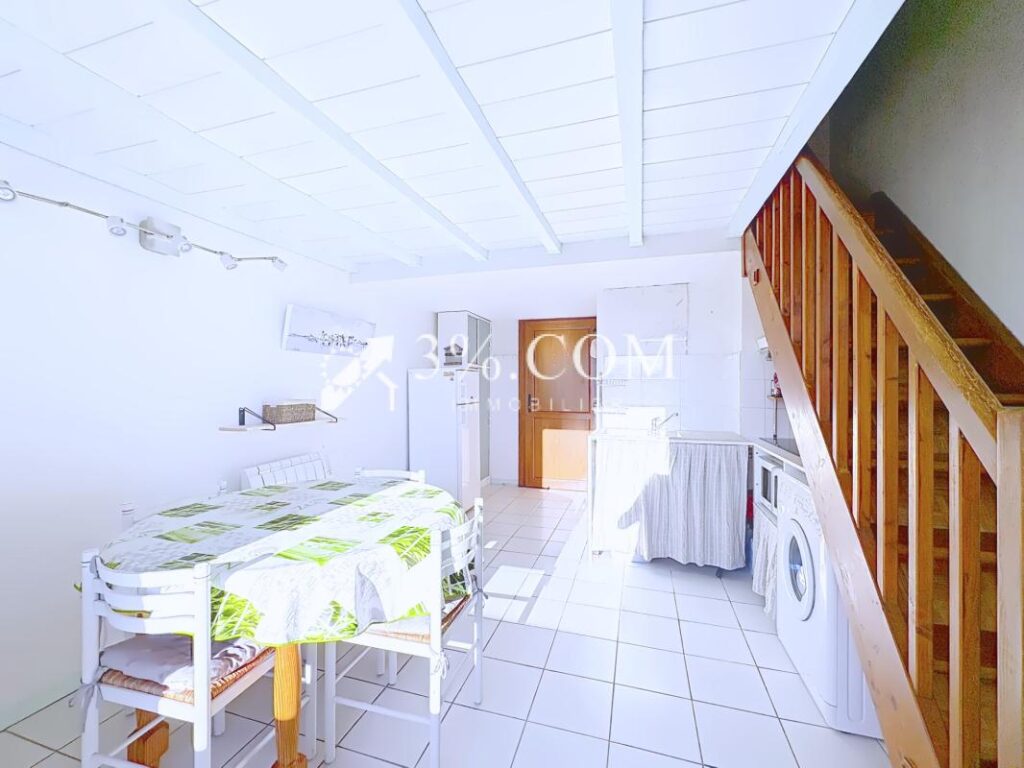 Charmant Duplex meublé 3 pièces de 37.6 m2 avec piscine & pl – 3 pièces – 2 chambres – 37 m²