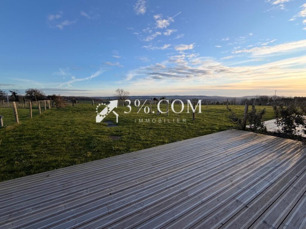 Corp de ferme en pierres à 10min de la mer – 5 pièces – 4 chambres – 103 m²