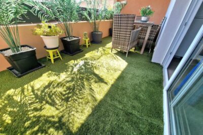 Appartement récent avec piscine et deux parkings – 3 pièces – 2 chambres – 61 m²