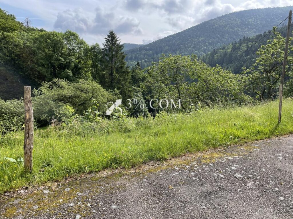 Maison gite dans un cadre naturel – 25 pièces – NR chambres – 630 m²