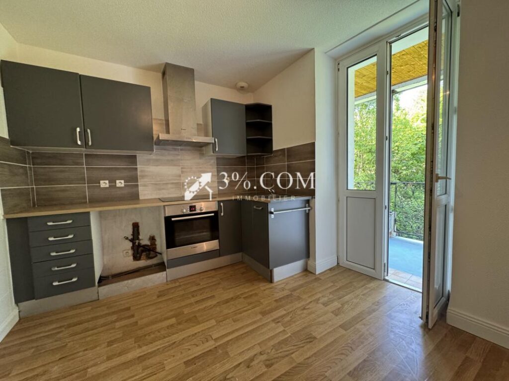 3%COM Très bel appartement F4 avec 3 chambres – balcon et 2 – 4 pièces – 3 chambres – 91 m²