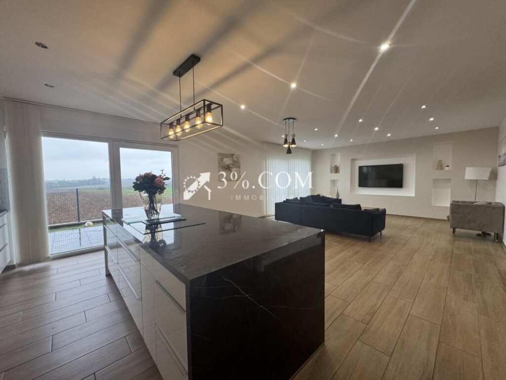 3%COM Belle maison d’architecte 4 chambres et 2 salles de b – 6 pièces – 4 chambres – 154 m²