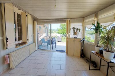 Secteur Gamaches : Pavillon rénové, 3 CH, veranda, sous sol – 6 pièces – 3 chambres – 126 m²