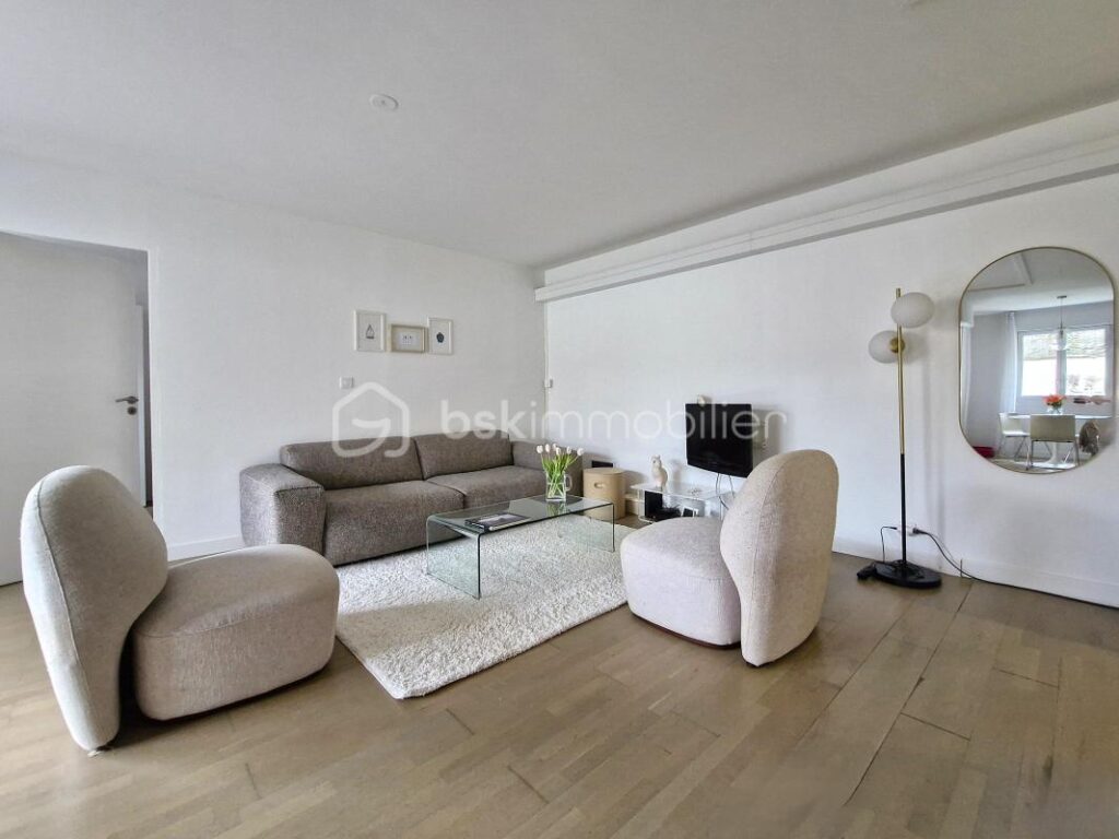 Atmosphère cosy en hypercentre pour cet appartement avec terrasse ! – 3 pièces – 2 chambres – 67 m²