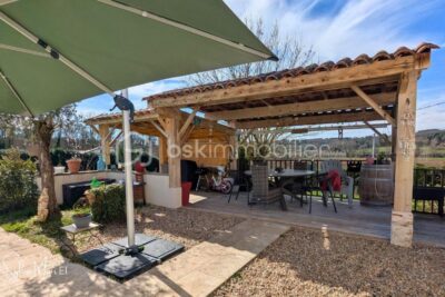 Plain-pied avec Piscine – garage – Portes du Périgord Noir – 4 pièces – 3 chambres – 106 m²