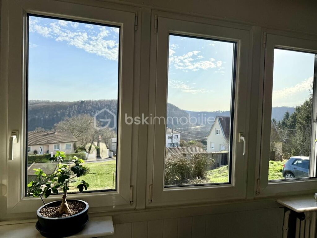 Maison individuelle 4 chambres, vue dominante – 5 pièces – 4 chambres – 99 m²