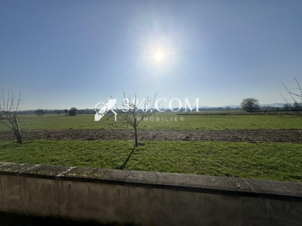 Maison plain pied 83m2 avec 2 chambres à rafraîchir sur 4 – 3 pièces – 2 chambres – 83 m²