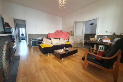 APPARTEMENT DE 84 M² – 3 pièces – 1 chambre – 84 m²