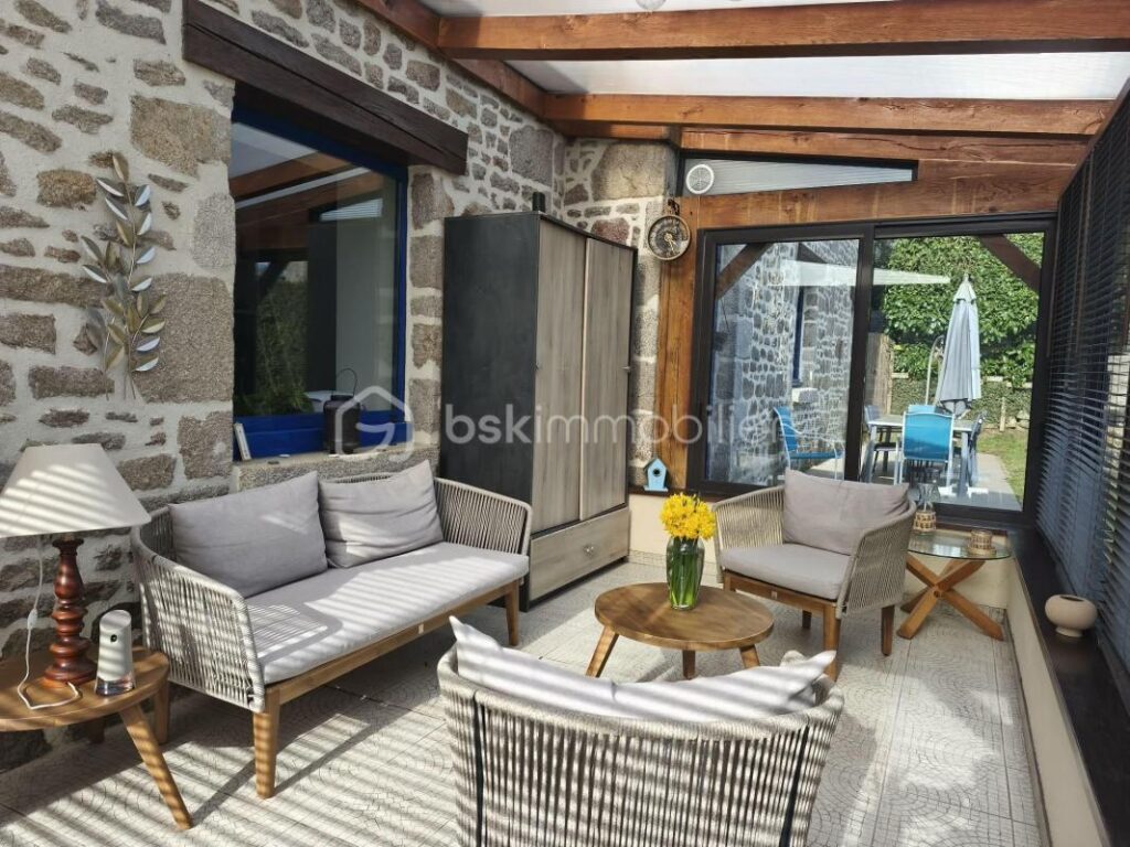 Maison en pierre – LALACELLE – 117 m2 – 5 pièces – 4 chambres – 117 m²