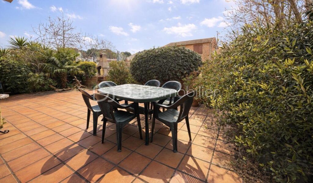 Maison T4 avec garage dans résidence avec piscine – 4 pièces – 3 chambres – 70 m²