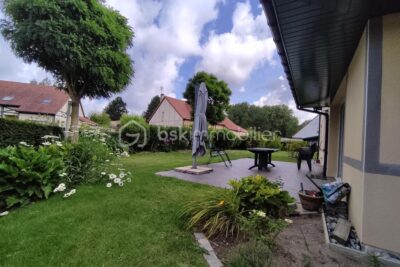 Propriété située au sein d’une résidence sécurisée – 7 pièces – 5 chambres – 155 m²