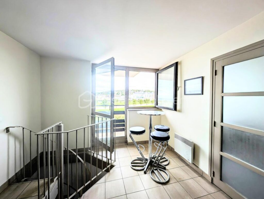 Superbe duplex à la Marina, vue mer et sur Casino de Trouville – 5 pièces – 3 chambres – 117 m²
