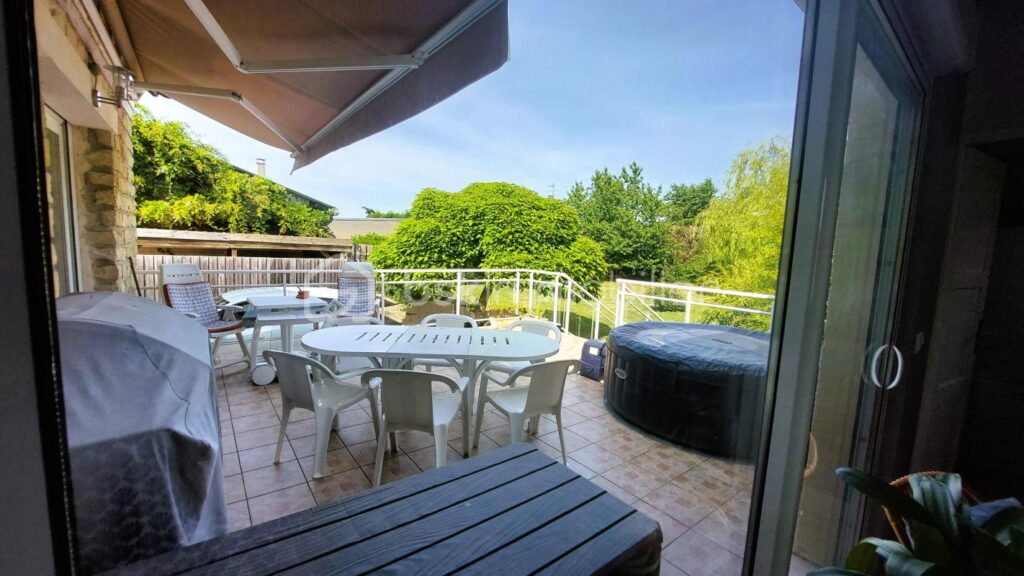 Belle maison sénonaise au charme authentique – 7 pièces – 4 chambres – 172 m²