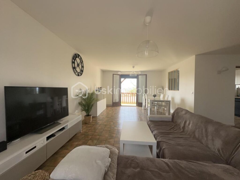 Maison de 110m² – 6 pièces – 4 chambres – 110 m²