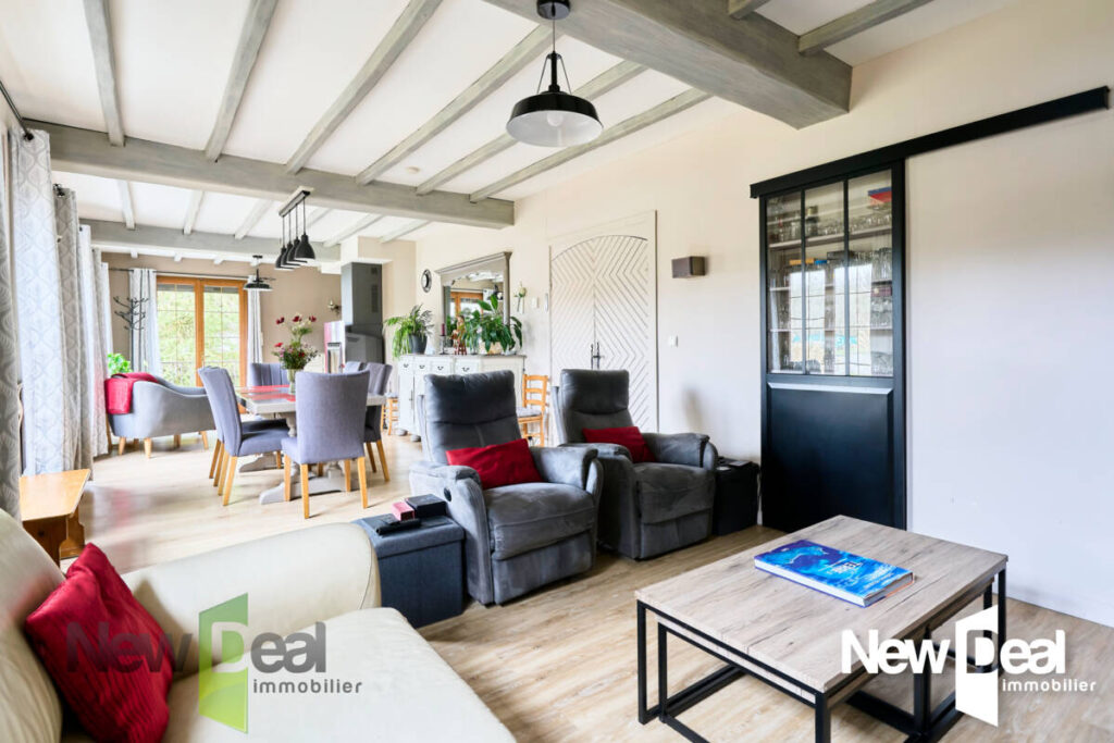 SEMI-PLAIN PIED + GITE 150 m2 Saint-Amand-Les-Eaux – 6 pièces – NR chambres – 150 m²