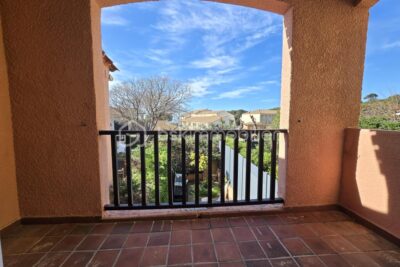 Studio 28m² – Sausset-les-Pins – Proche mer, port et commodités – 1 pièce – 1 chambre – 27 m²