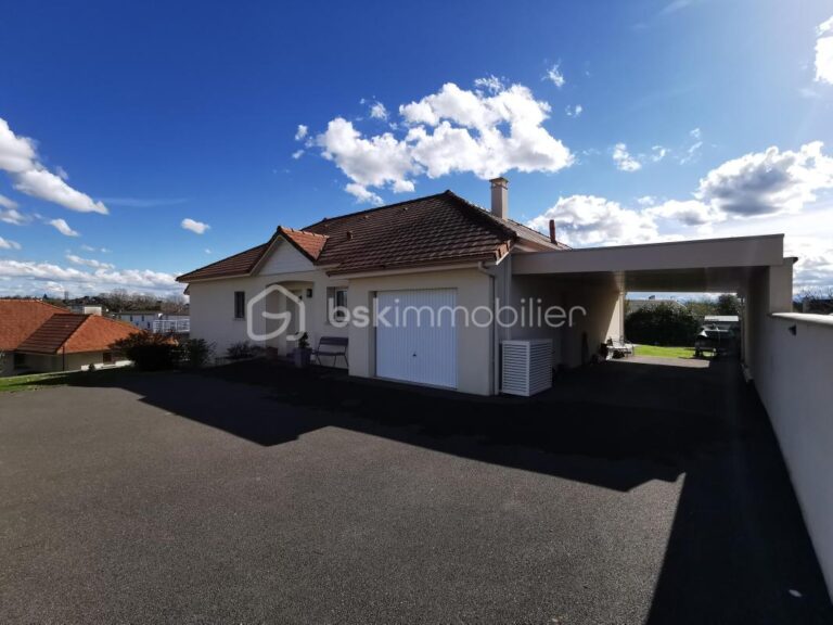 Maison contemporaine de plain-pied, prestations de grandes qualités, vue Pyrénées – 4 pièces – 3 chambres – 100 m²