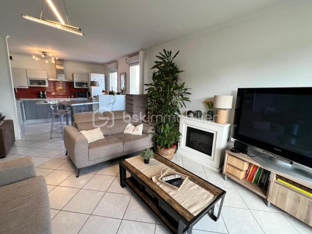 Appartement 100m2 T4 – 4 pièces – 3 chambres – 99 m²