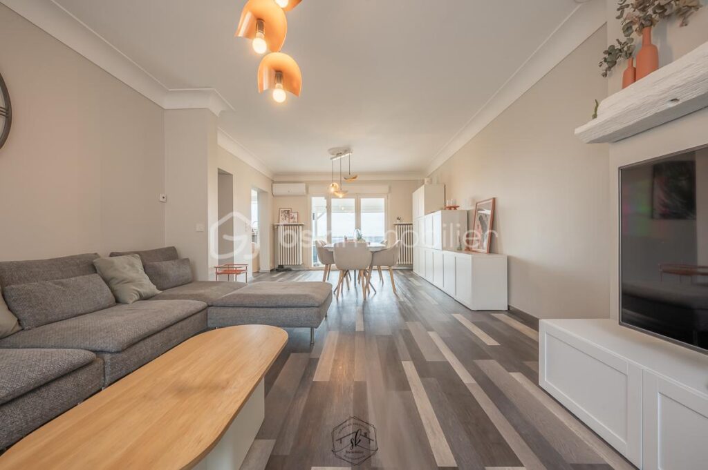 🔥 Maison d’exception 166 m² – Piscine chauffée – Vue panoramique – Terrain 1 289 m² – Fèves – 8 pièces – 4 chambres – 166 m²