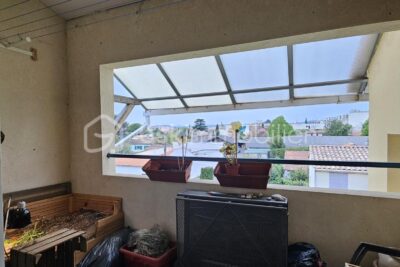 LOCATION T4 Traversant 101M² – Dernier étage – 2 balcons sans vis-à-vis – Quartier des Amoureux à Nîmes – 4 pièces – 3 chambres – 101 m²