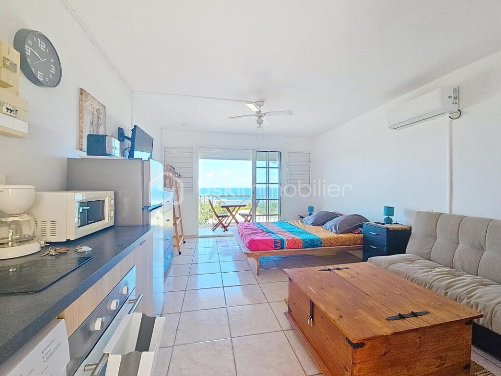 Studio splendide vue mer plage à pied – 1 pièce – 1 chambre – 23 m²