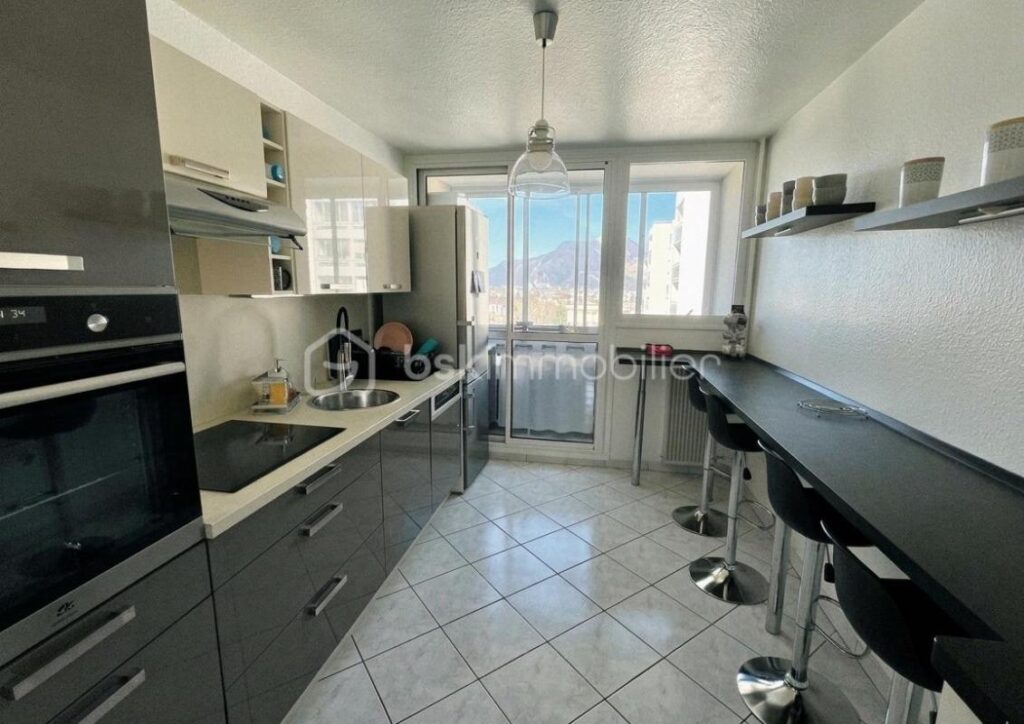 Magnifique T4 avec vue imprenable – 4 pièces – 3 chambres – 80 m²