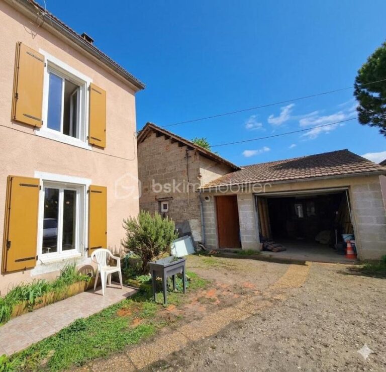 Maison avec dépendances + appartement indépendant – Vue dégagée sur la Chaîne des Puys – Impasse – Limons (63290) – 5 pièces – 3 chambres – 100 m²