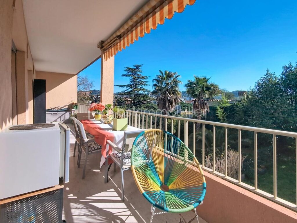 3P Cannes Croix des Gardes – Terrasse 19 m² – Piscine – Calme – Parking – 3 pièces – 2 chambres – 62 m²