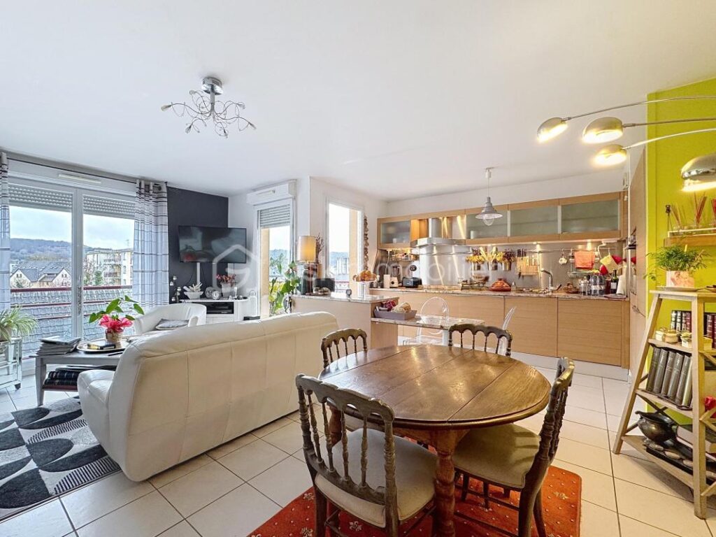 Appartement 3 pièces dans résidence avec garage et ascenseur – 3 pièces – 2 chambres – 66 m²