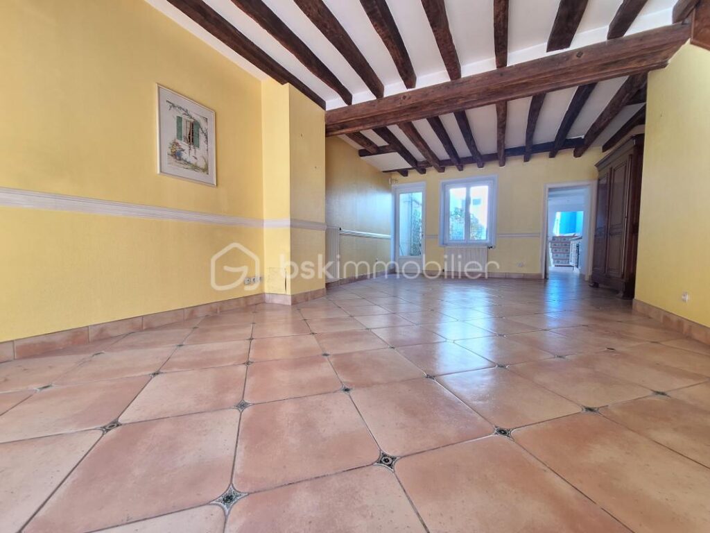 Bord de loire et fort potentiel ! – 3 pièces – 2 chambres – 113 m²