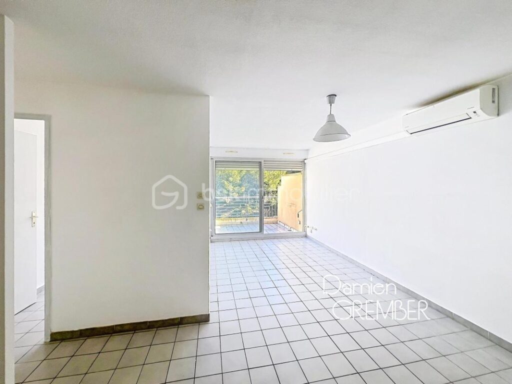 ✨ T3 avec Parking et terrasse au dernier étage dans résidence avec piscine 🏊‍♂️💦 – 3 pièces – 2 chambres – 51 m²