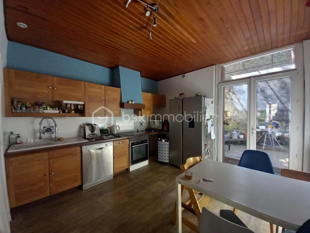 Rare vigneron dans le centre-ville avec jardin et 4 chambres – 5 pièces – 4 chambres – 150 m²