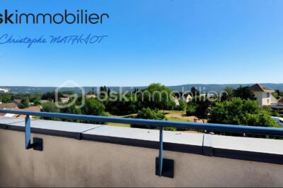 Bel appartement de 78m² avec terrasse de 66m² – Vue dégagée sur la val de Seine – 4 pièces – 2 chambres – 77 m²