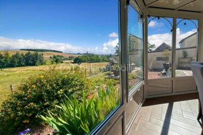 Maison familiale avec 5 chambres, véranda, jardin et prestations modernes – Proche gare de Sens – 7 pièces – 5 chambres – 179 m²