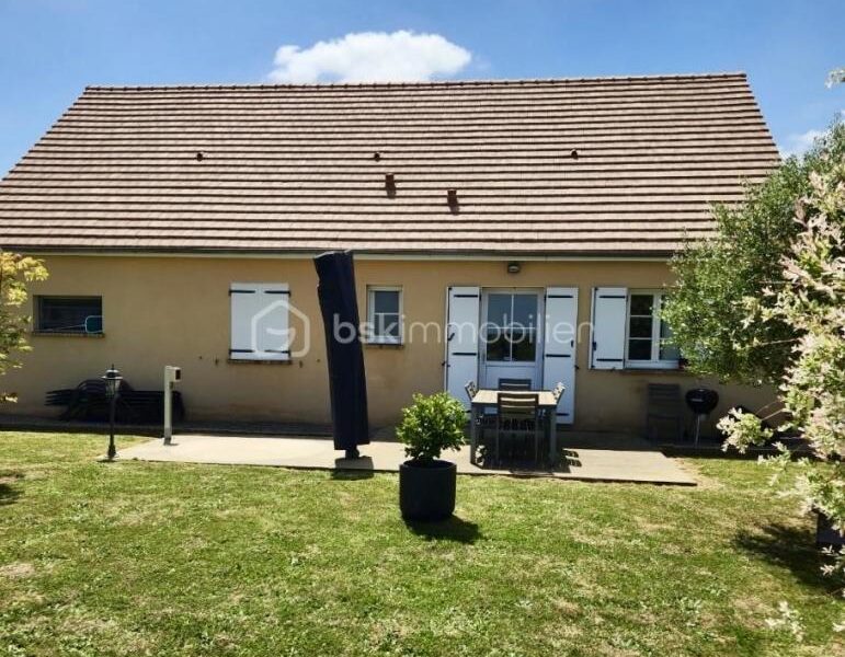Maison à vendre à La bazoge — Vue nature — photo 3