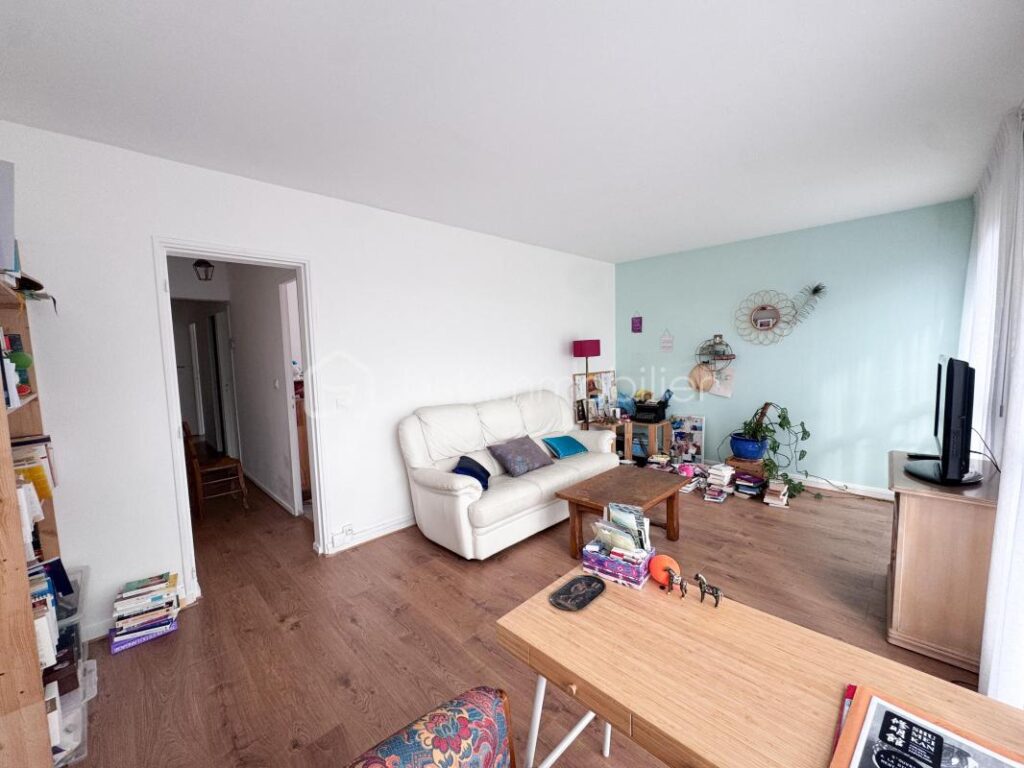 COUP DE CŒUR ASSURÉ – F2 52,14 m² – BALCON VUE PARC – PARKING & CAVE – 2 pièces – 1 chambre – 52 m²