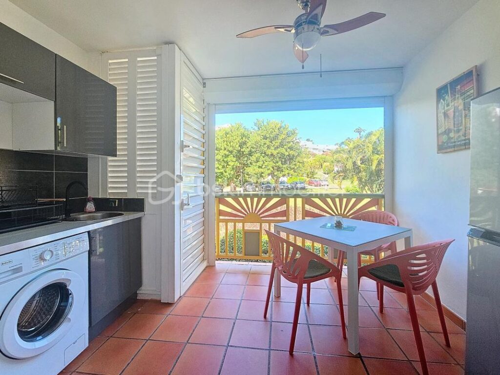 Studio Anse des Rochers plage et piscine – 1 pièce – 1 chambre – 29 m²