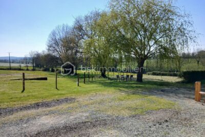 Maison 6 pièces 143m2 – 6 pièces – 3 chambres – 143 m²