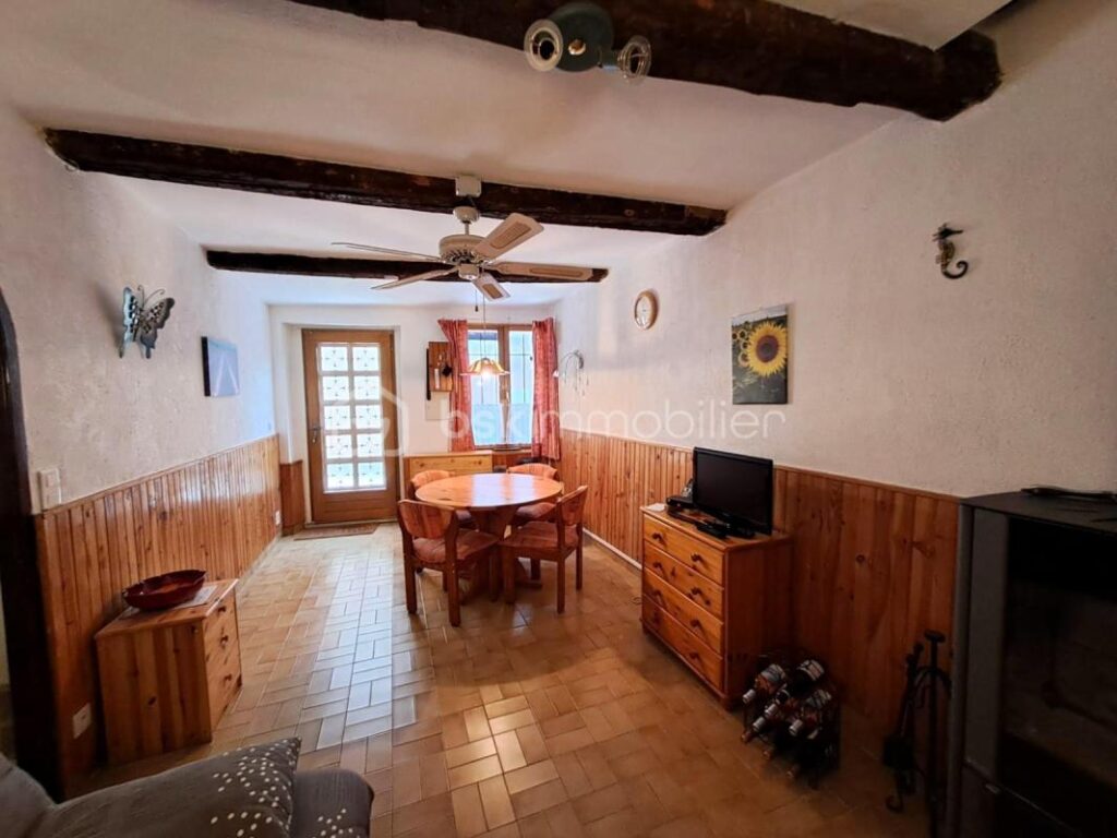 Maison de village – 2 chambres – terrasse – 4 pièces – 2 chambres – 65 m²