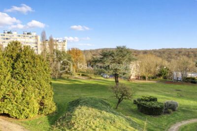 APPARTEMENT F2 – 1 chambre avec balcon et vue sur forêt – 2 pièces – 1 chambre – 36 m²