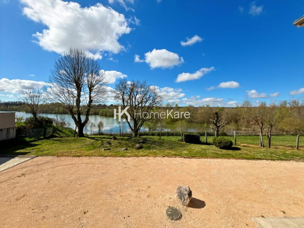 LE CHARME ASSURE !!! – 6 pièces – 5 chambres – 185 m²