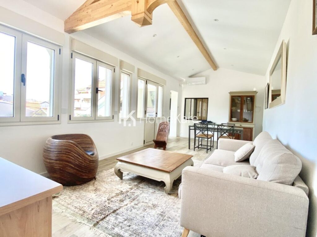 APPARTEMENT T5 DERNIER ETAGE – ASCENSEUR PRIVATIF – 5 pièces – 3 chambres – 132 m²