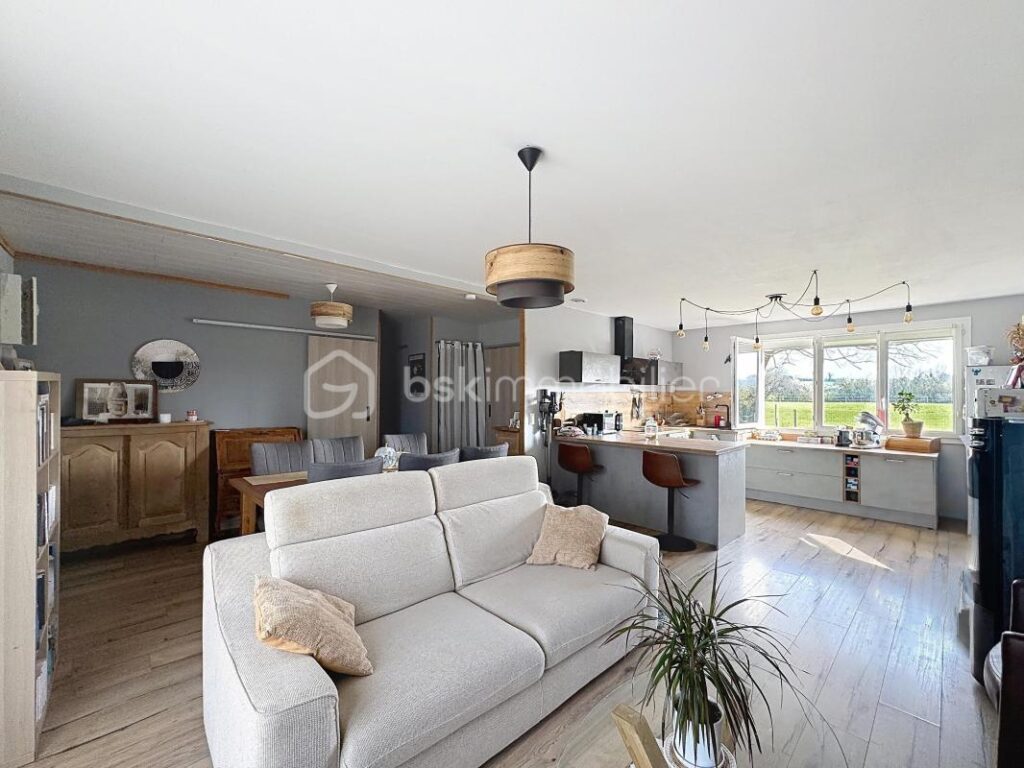 Confortable maison de plain-pied – 4 pièces – 3 chambres – 85 m²