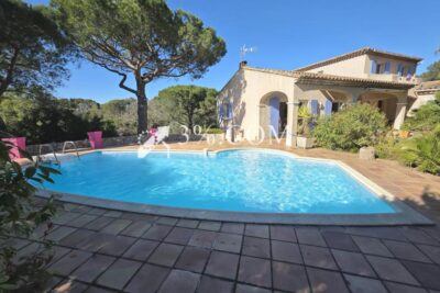 Grande villa dans quartier verdoyant – 6 pièces – 4 chambres – 145 m²